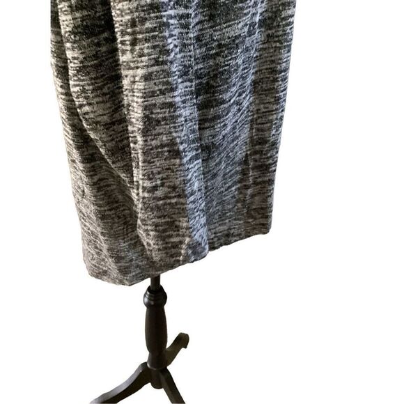 Obsession   - Picture 3 of 10